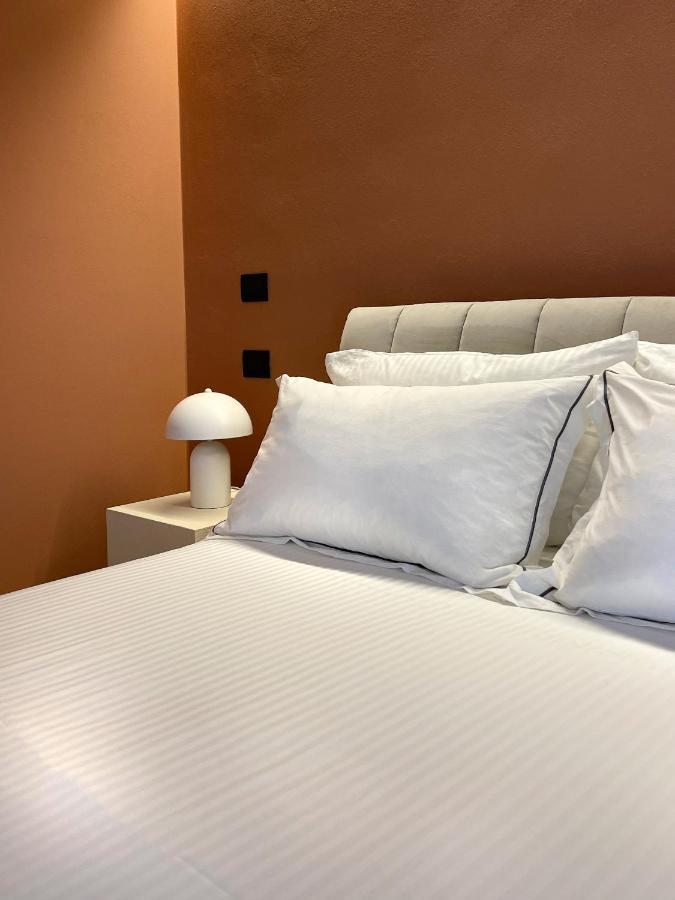 Raha Suites Syracuse Bagian luar foto