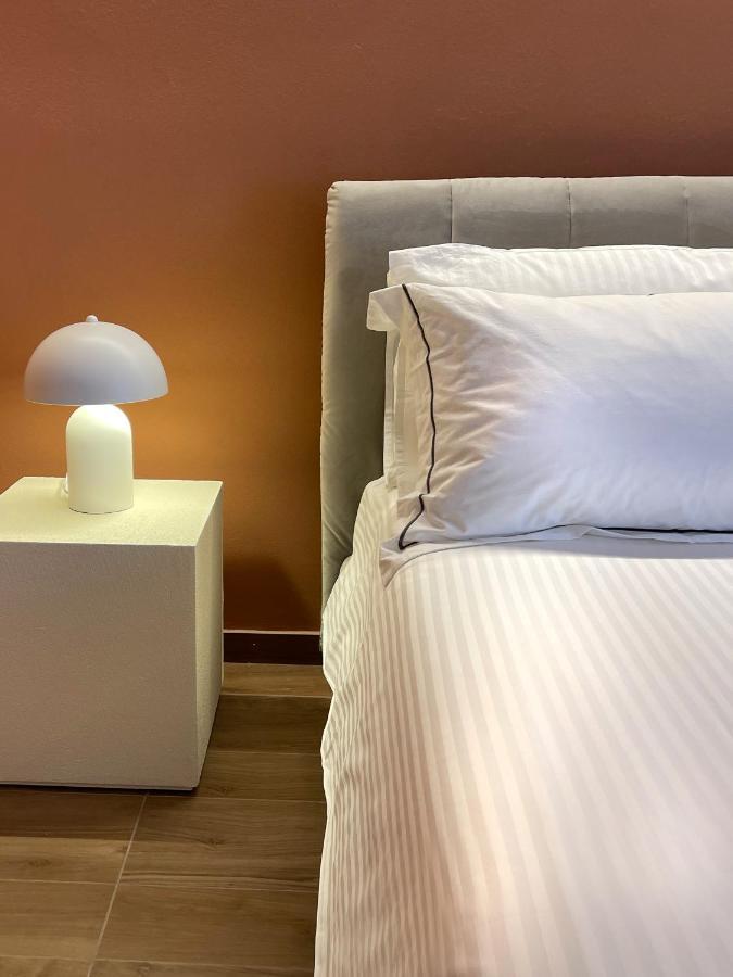 Raha Suites Syracuse Bagian luar foto