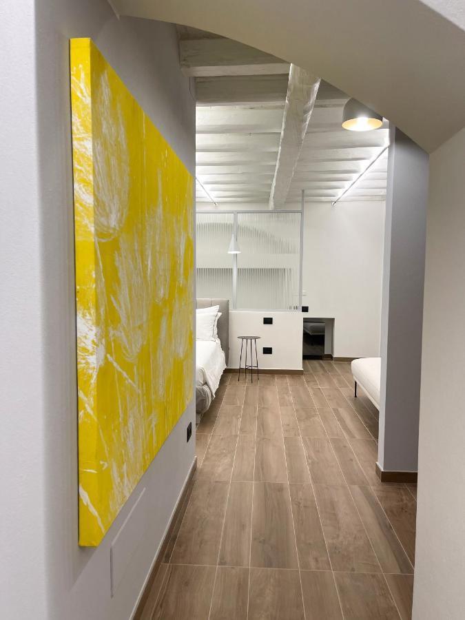 Raha Suites Syracuse Bagian luar foto