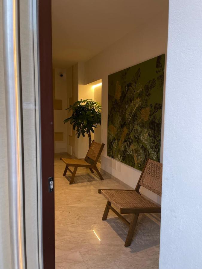 Raha Suites Syracuse Bagian luar foto