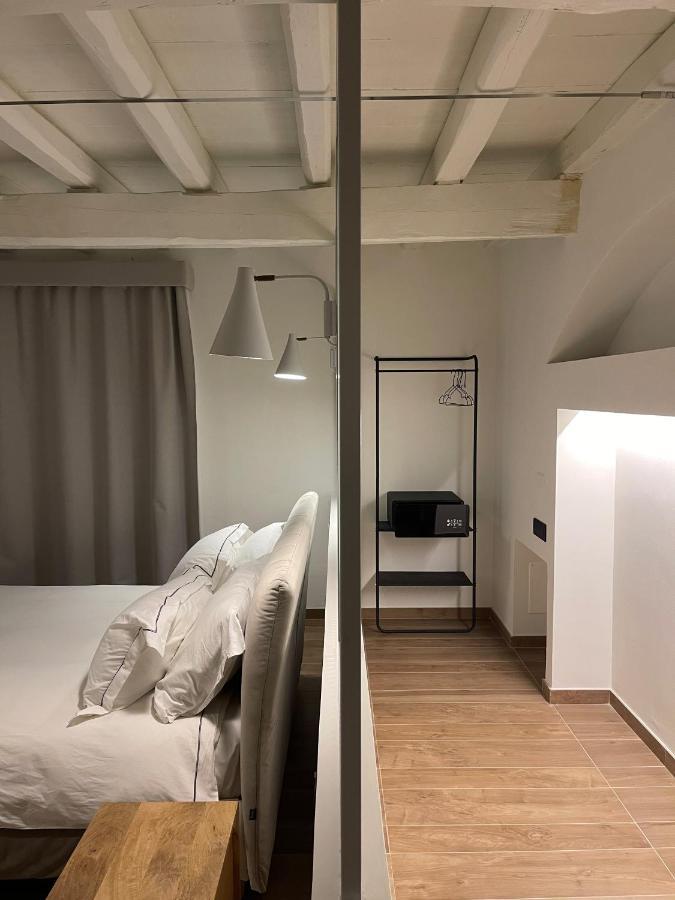 Raha Suites Syracuse Bagian luar foto
