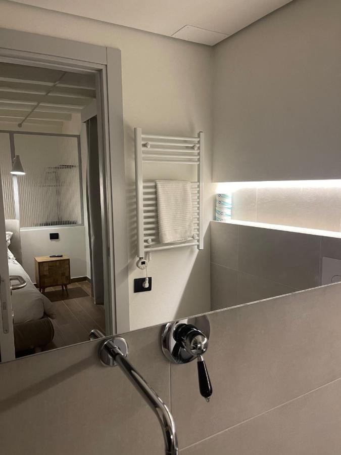 Raha Suites Syracuse Bagian luar foto