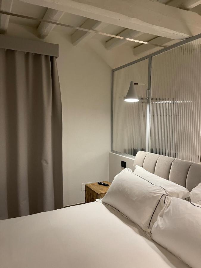 Raha Suites Syracuse Bagian luar foto