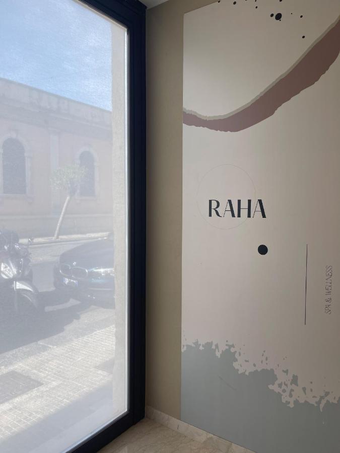 Raha Suites Syracuse Bagian luar foto